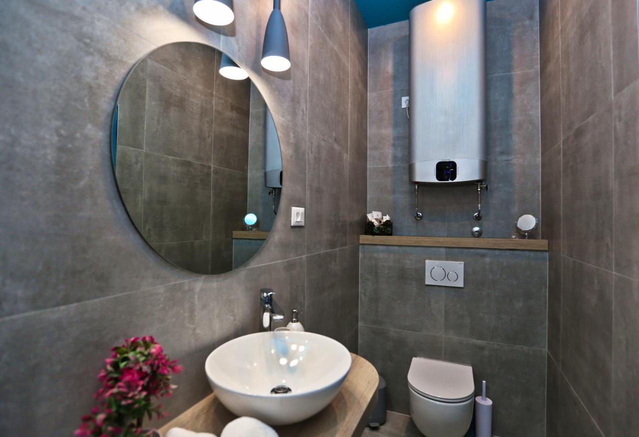 Riva Luxury Rooms Split Exterior photo