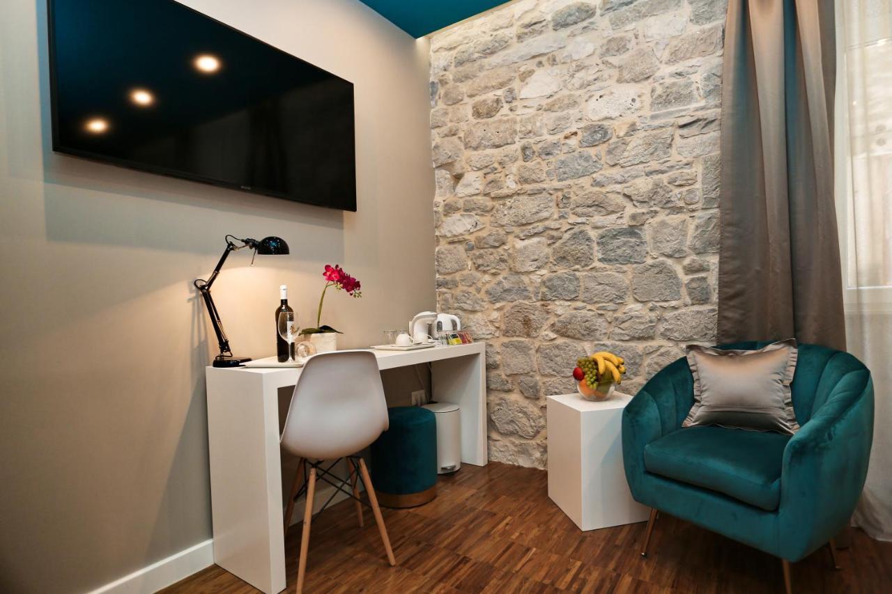 Riva Luxury Rooms Split Exterior photo