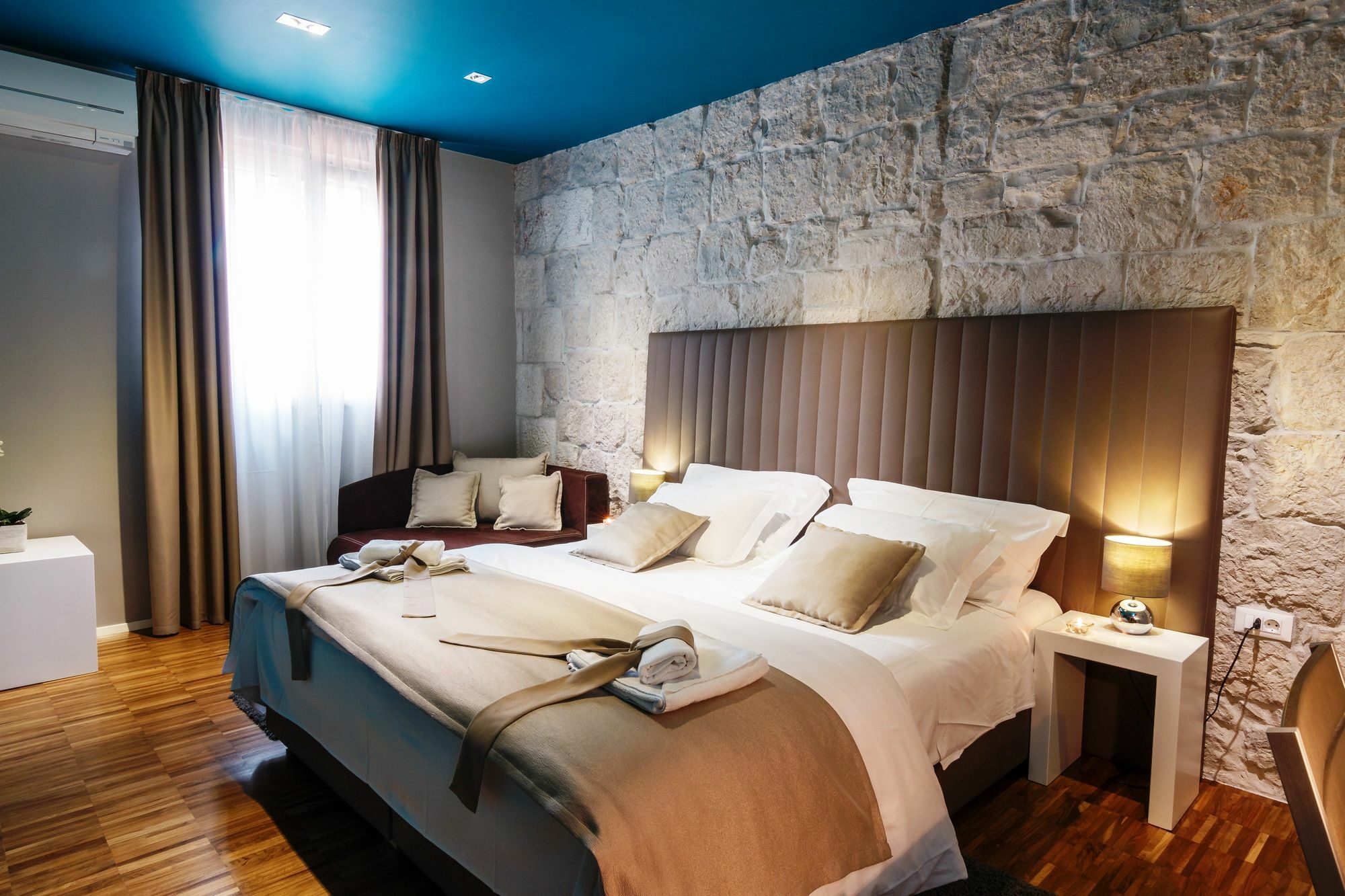 Riva Luxury Rooms Split Exterior photo