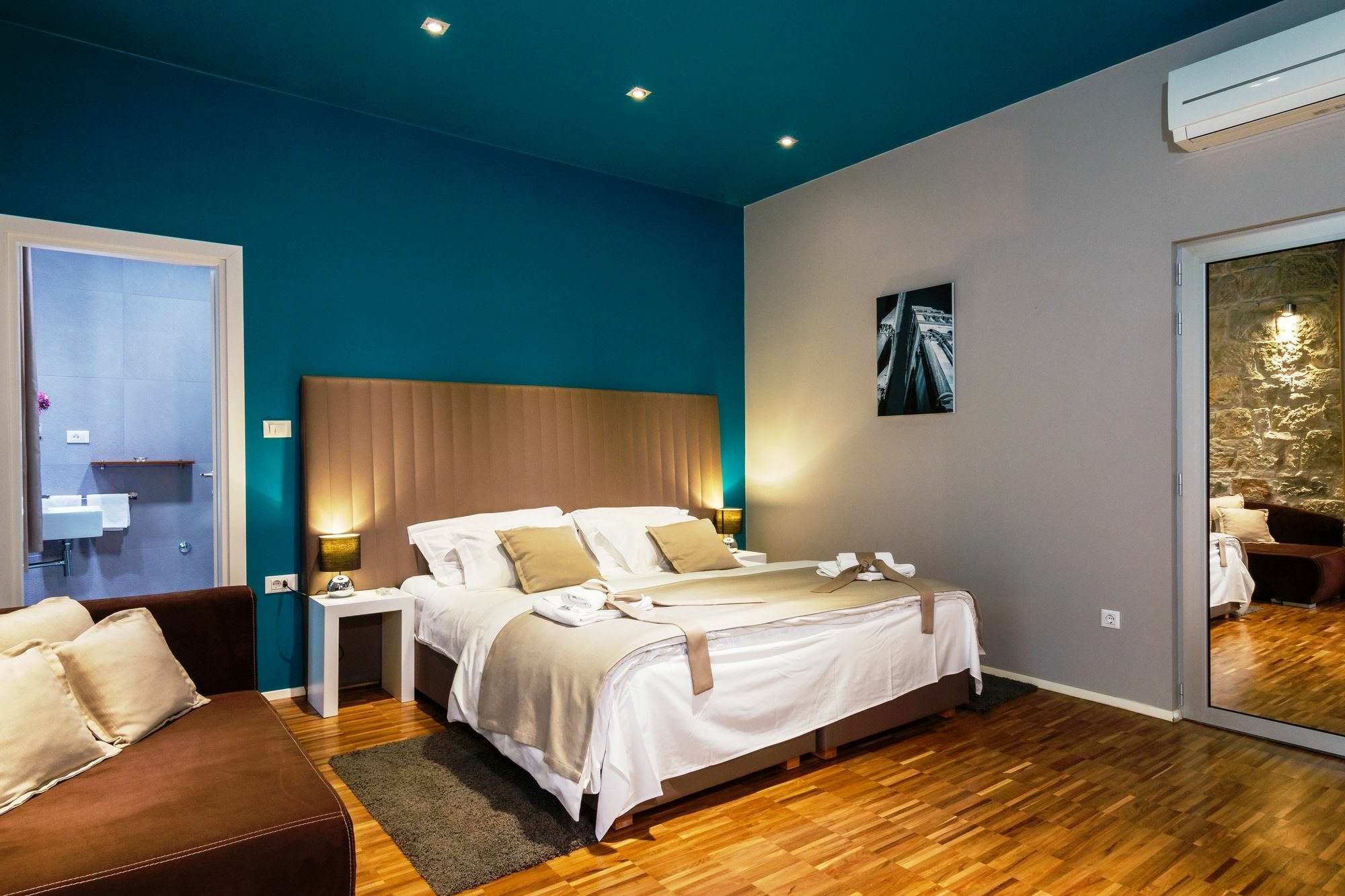 Riva Luxury Rooms Split Exterior photo